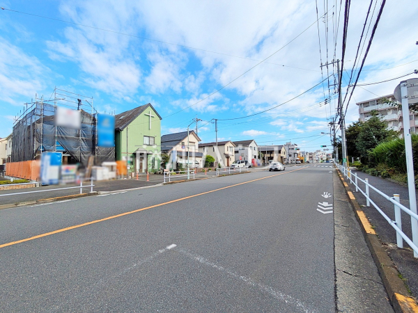 接道状況および現場風景 【東大和市上北台3丁目】 接道状況および現場風景 【東大和市上北台3丁目】