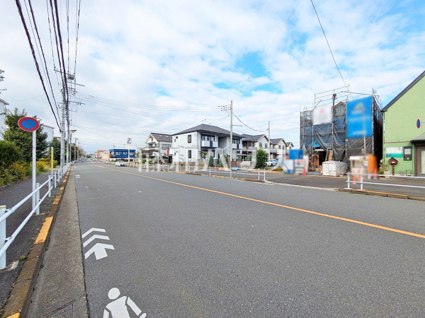 接道状況および現場風景 【東大和市上北台3丁目】 接道状況および現場風景 【東大和市上北台3丁目】