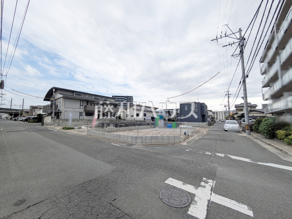 接道状況および現場風景　【福岡市南区的場１丁目】
