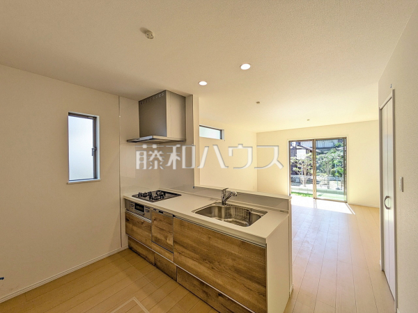 A号棟　キッチン　【小平市学園東町２丁目】