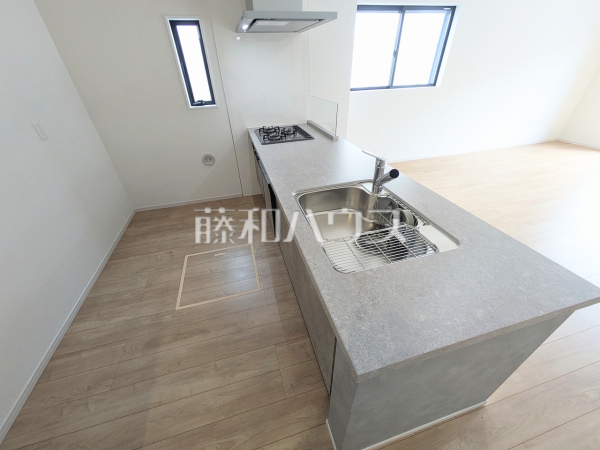 2号棟　キッチン　【東大和市向原５丁目】