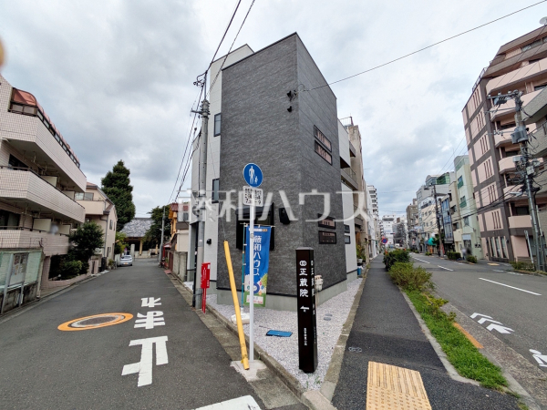 接道状況および現場風景 【中野区弥生町4丁目】 接道状況および現場風景 【中野区弥生町4丁目】
