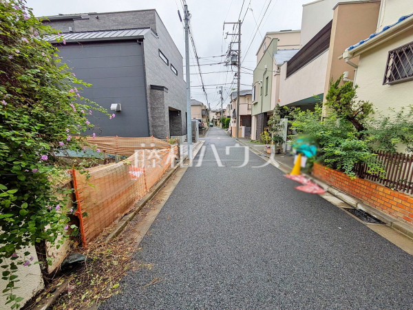 接道状況および現場風景　【世田谷区赤堤２丁目】
