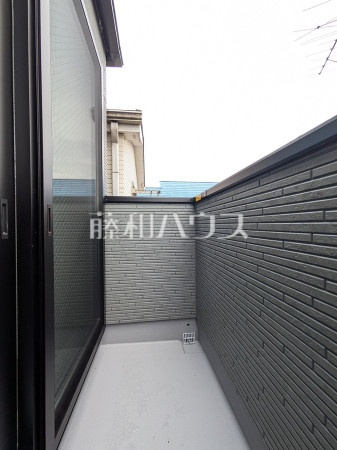 バルコニー　【板橋区東新町１丁目】