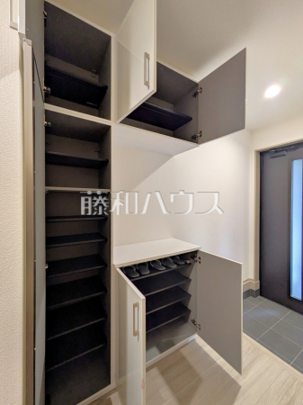 玄関収納　【板橋区赤塚１丁目】