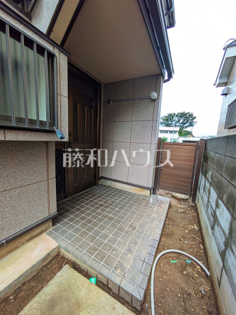 玄関　【調布市西つつじケ丘４丁目】