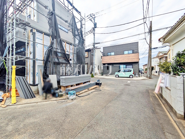 接道状況および現場風景 【富士見市羽沢2丁目】 接道状況および現場風景 【富士見市羽沢2丁目】