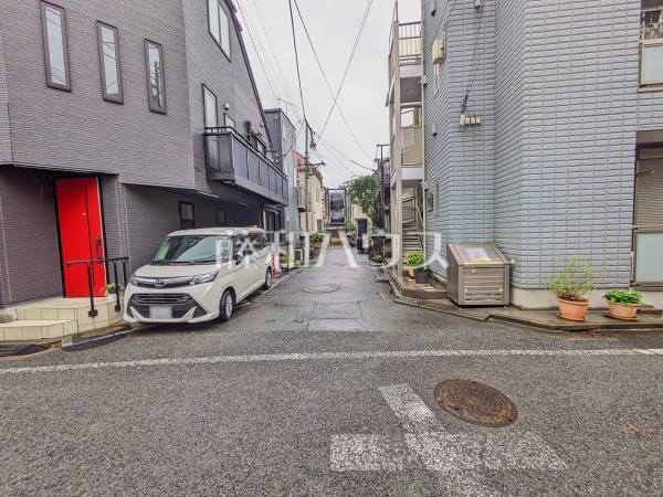 接道状況および現場風景 【世田谷区世田谷2丁目】 接道状況および現場風景 【世田谷区世田谷2丁目】