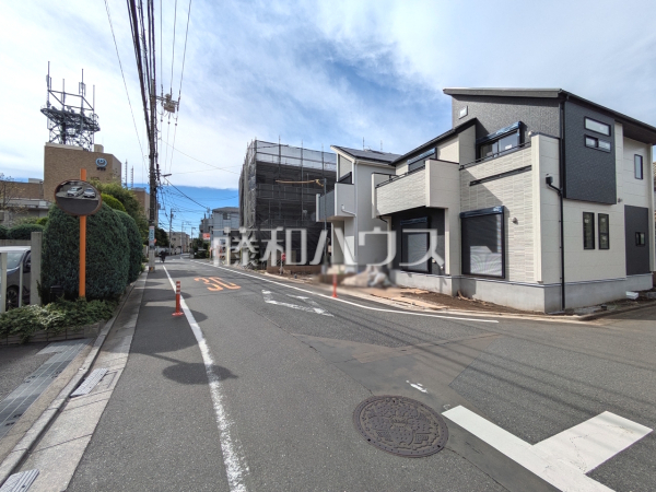 接道状況および現場風景 【練馬区上石神井4丁目】 接道状況および現場風景 【練馬区上石神井4丁目】