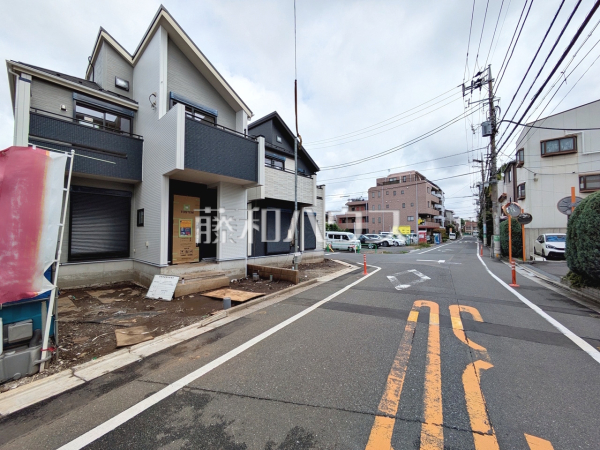 接道状況および現場風景 【練馬区上石神井4丁目】 接道状況および現場風景 【練馬区上石神井4丁目】