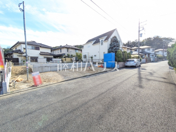 接道状況および現場風景 【八王子市北野台2丁目】 接道状況および現場風景 【八王子市北野台2丁目】