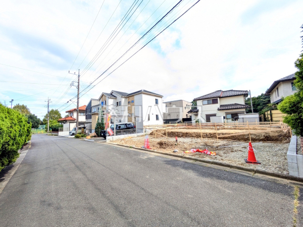 接道状況および現場風景 【八王子市北野台2丁目】 接道状況および現場風景 【八王子市北野台2丁目】