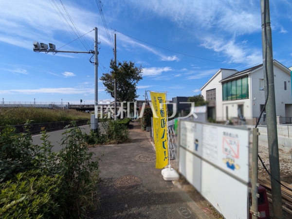 接道状況および現場風景　【世田谷区宇奈根２丁目】
