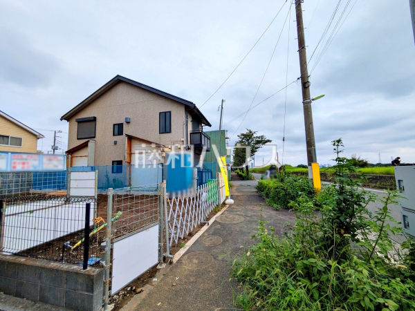 接道状況および現場風景　【世田谷区宇奈根２丁目】