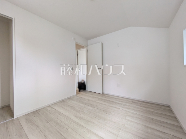 居室 【多摩市一ノ宮4丁目】 居室 【多摩市一ノ宮4丁目】
