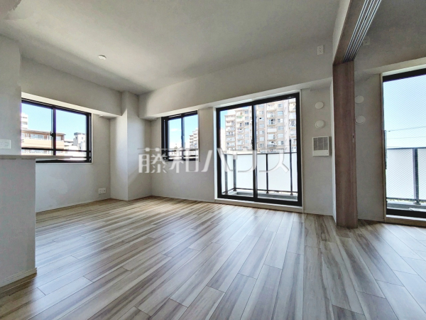 リビング　【プライム西八王子】
