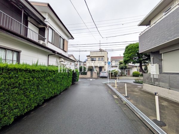 接道状況および現場風景 【狛江市猪方3丁目】 接道状況および現場風景 【狛江市猪方3丁目】