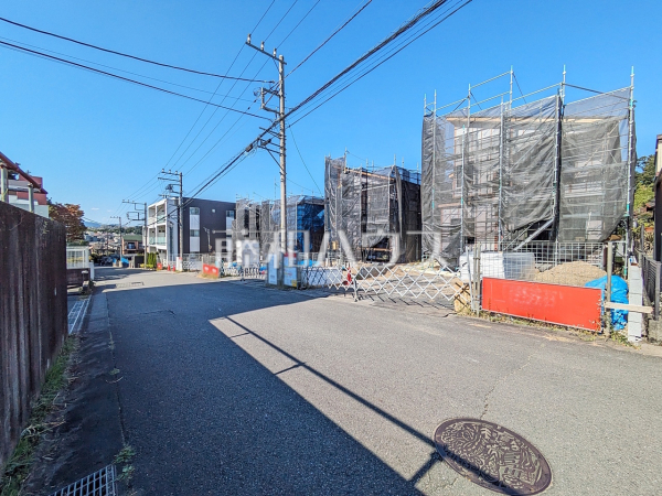 接道状況および現場風景 【八王子市兵衛2丁目】 接道状況および現場風景 【八王子市兵衛2丁目】
