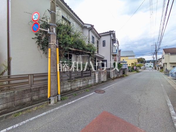 接道状況および現場風景 【昭島市拝島町2丁目】 接道状況および現場風景 【昭島市拝島町2丁目】