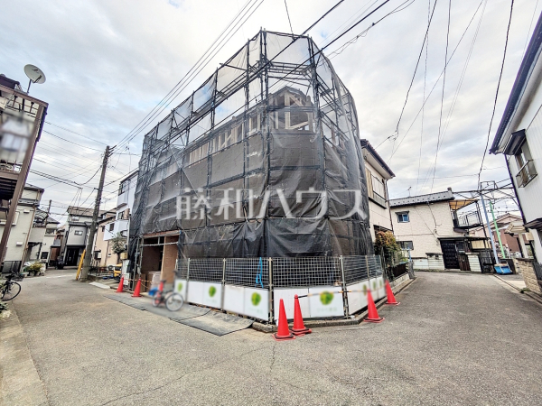 接道状況および現場風景 【富士見市上沢1丁目】 接道状況および現場風景 【富士見市上沢1丁目】