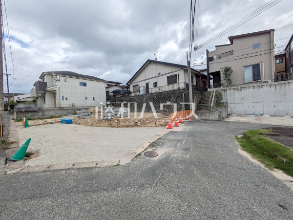 1号地　接道状況および現場風景　【福岡市南区皿山３丁目】