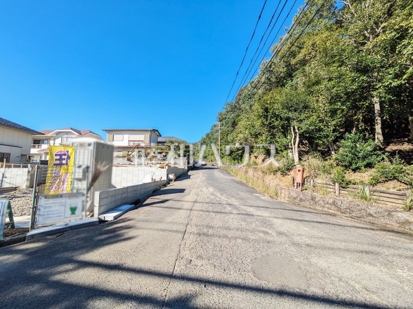 接道状況および現場風景 【春日井市高座町】 接道状況および現場風景 【春日井市高座町】