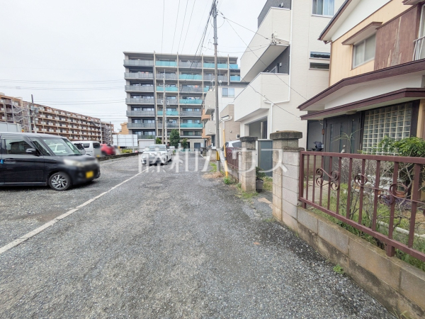 接道状況および現場風景 【朝霞市膝折町5丁目】 接道状況および現場風景 【朝霞市膝折町5丁目】