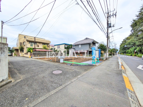 接道状況および現場風景 【小平市学園東町2丁目】 接道状況および現場風景 【小平市学園東町2丁目】