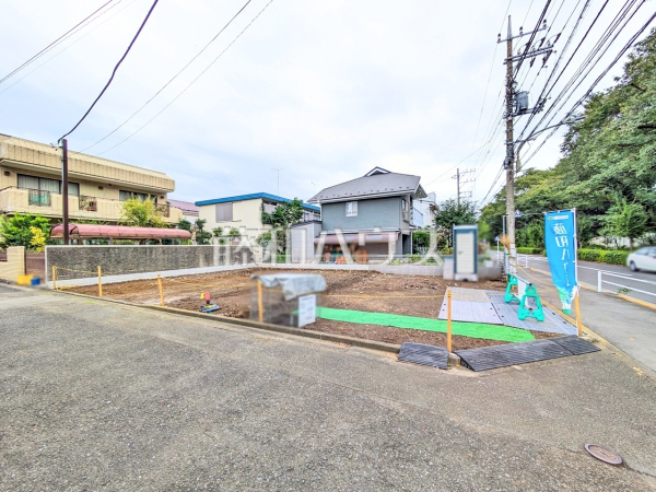 接道状況および現場風景 【小平市学園東町2丁目】 接道状況および現場風景 【小平市学園東町2丁目】