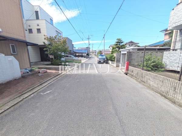 接道状況および現場風景 【春日井市勝川町5丁目】 接道状況および現場風景 【春日井市勝川町5丁目】