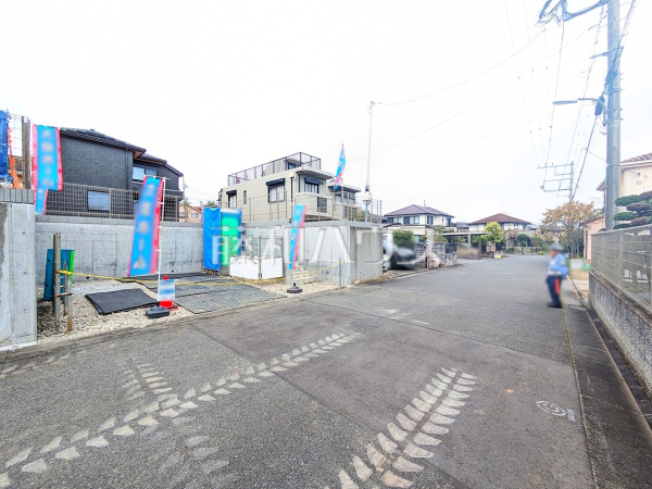 接道状況および現場風景 【八王子市みなみ野3丁目】 接道状況および現場風景 【八王子市みなみ野3丁目】