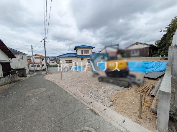 2号棟 接道状況および現場風景 【福岡市南区若久5丁目】 2号棟 接道状況および現場風景 【福岡市南区若久5丁目】
