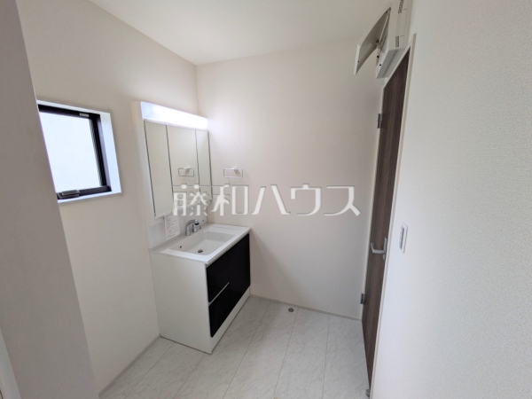 1号棟　洗面室　【東大和市湖畔３丁目】