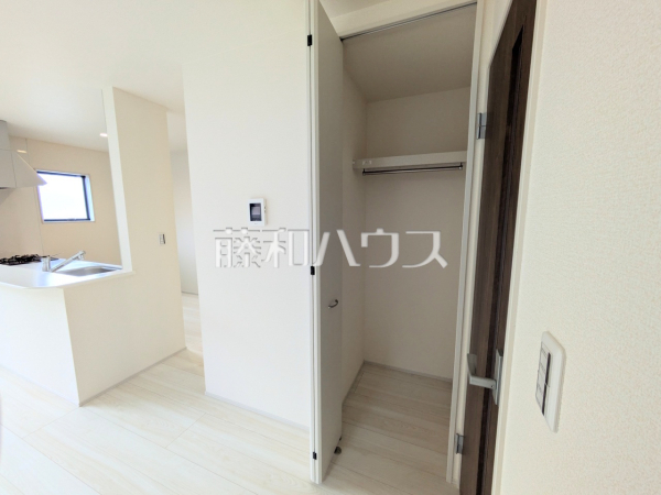 2号棟　収納　【東大和市湖畔３丁目】