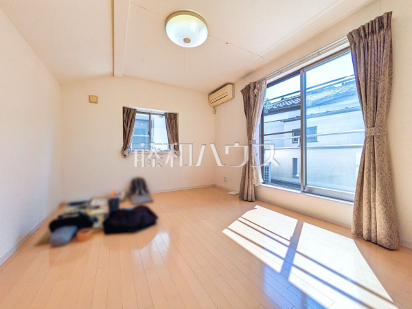 居室　【東久留米市金山町１丁目】