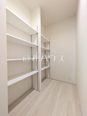 2号棟　収納　【読谷村字瀬名波】