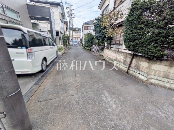 接道状況および現場風景 【小金井市東町1丁目】 接道状況および現場風景 【小金井市東町1丁目】