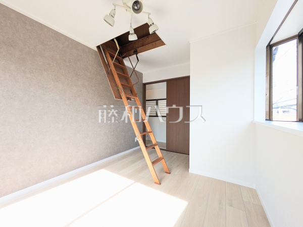 居室　【立川市栄町２丁目】