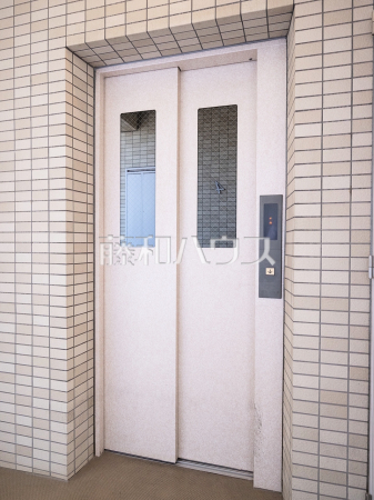 エレベーターホール 【アドゥー氷川台】 エレベーターホール 【アドゥー氷川台】
