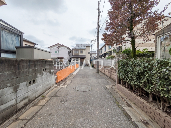 接道状況および現場風景 【練馬区南田中4丁目】 接道状況および現場風景 【練馬区南田中4丁目】