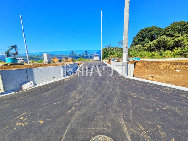 接道状況および現場風景 【東村山市恩多町1丁目】 接道状況および現場風景 【東村山市恩多町1丁目】