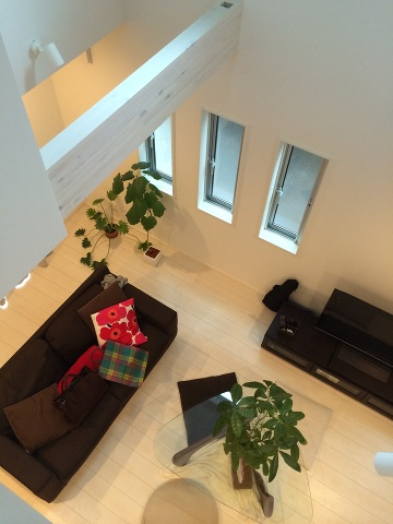 吹き抜けのある家