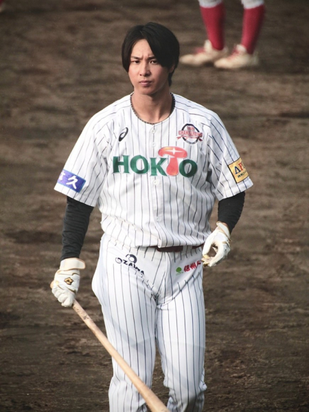 20年近く野球をしています。独立リーグの選手として活動していました。