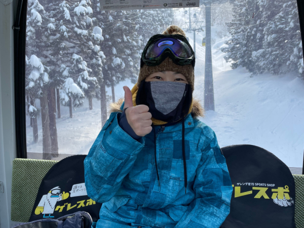 一番身近な趣味はスノーボードです(バイクは手放してしまいました(T T)
ので、今は身近になく…。本気(？)で滑りに行くので写真を撮る習慣がなく…華がありません(＾＾；)