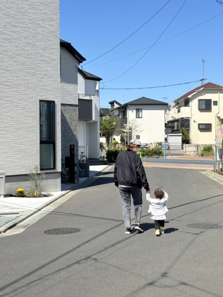 子供との時間が一番癒されます。
子供をみるとデレデレしてしまいます。