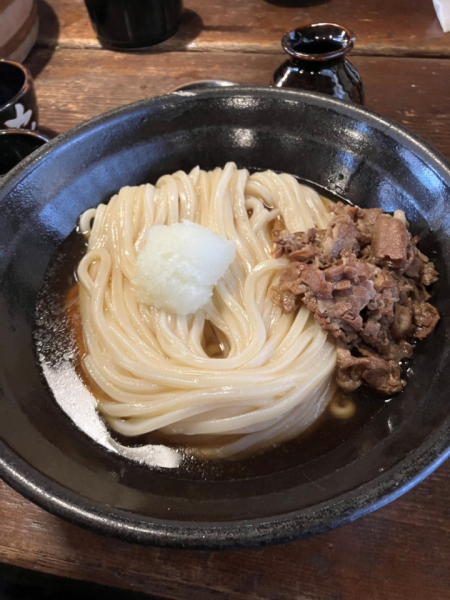 あるうどんを食べに ”毎年” 香川県に行っています。