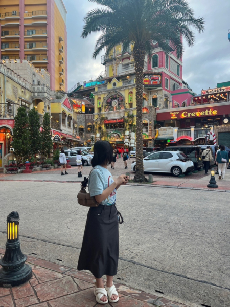 卒業旅行で行った沖縄の時の写真です。特にアメリカンビレッジとそうめんチャンプルが印象に残りました。