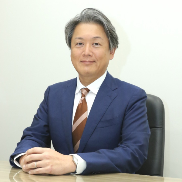 梅崎 薫