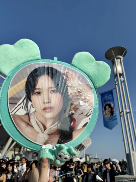 好きなアーティスト、TWICEのライブに行きました。7月のスタジアムの暑さを忘れるくらい楽しい時間でした♪