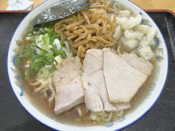 ラーメンが大好きです。この写真は私が世界一好きなラーメンです。是非ラーメントークをしましょう。